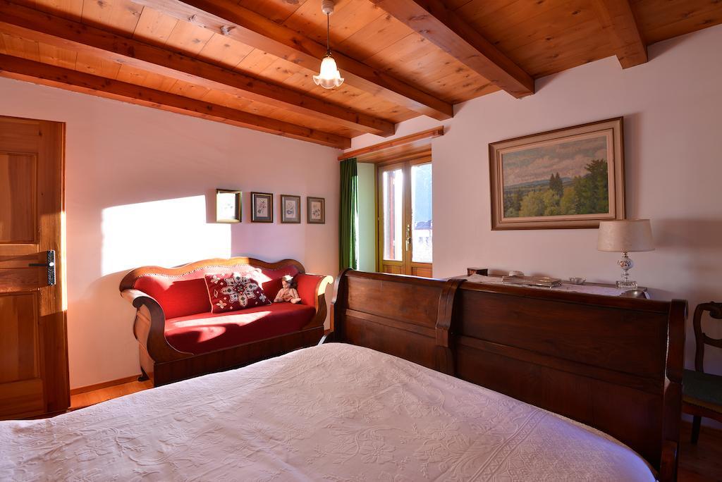 Bed And Breakfast Da Kaethy Agriturismo Grono Quarto foto